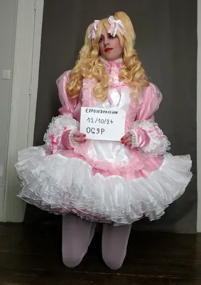Sissy maid Marga