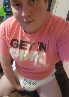 Humiliate the diaper fag 
