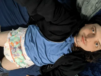 Bully this diaper fag please <3