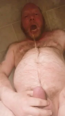 Self facial golden shower