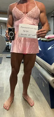 FD34-Sissydeana