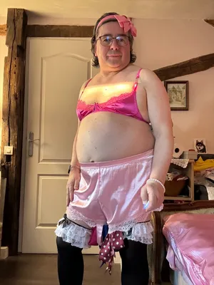 Sissy Ingrid la petite pute