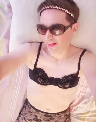 Alexa french crossdresser slut