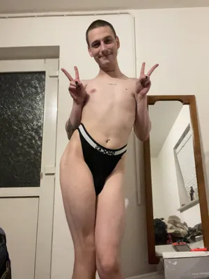 If this gets 5 download I’ll risk my info