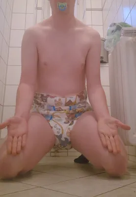 24y diaper slave