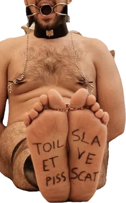 The toilet faggot exposes his feet