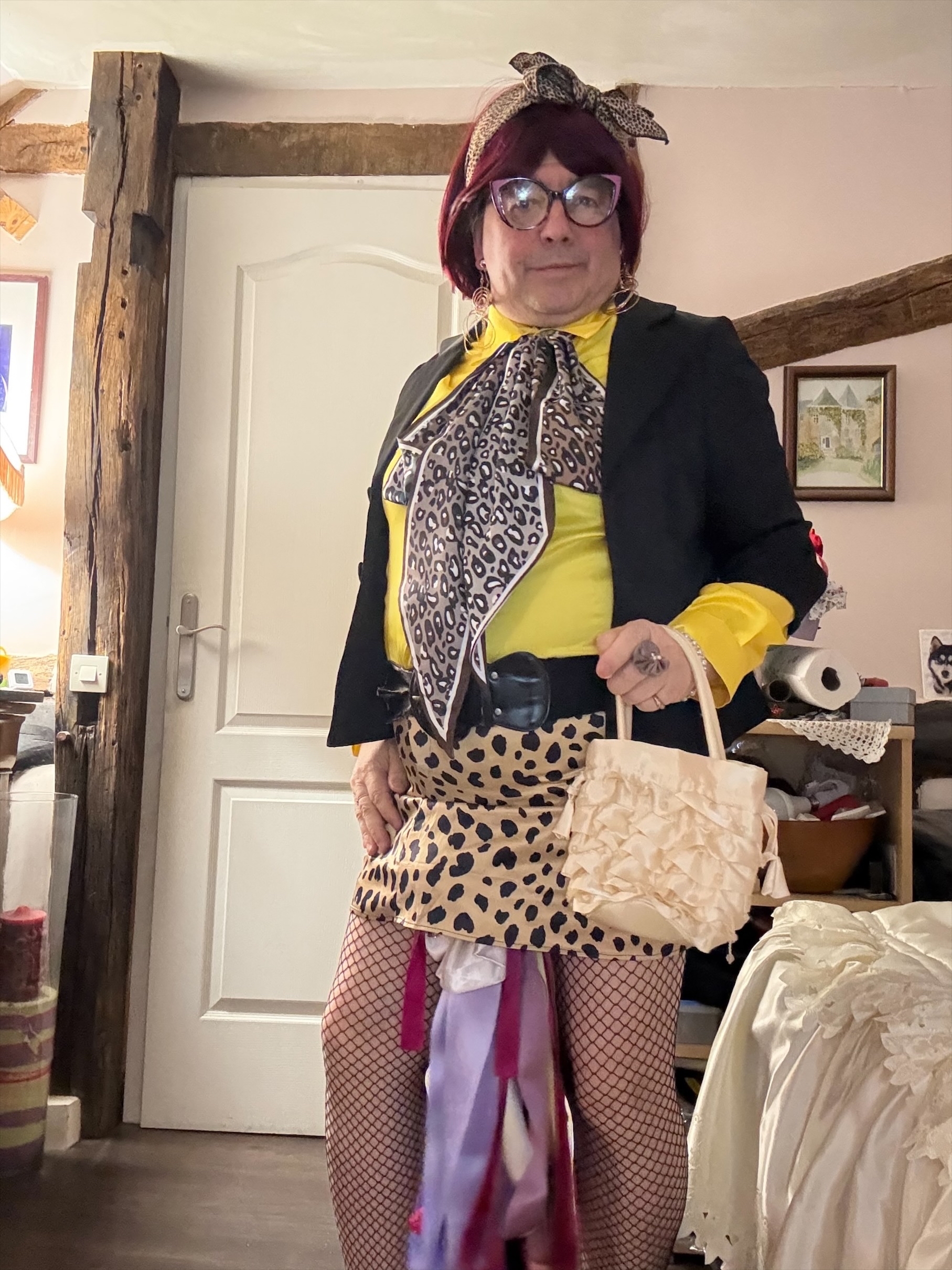 Sissy Ingrid la pute de tata Suzette