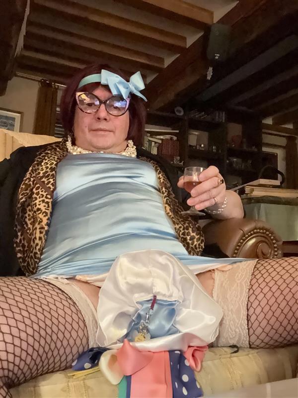 Sissy Ingrid la petite pute