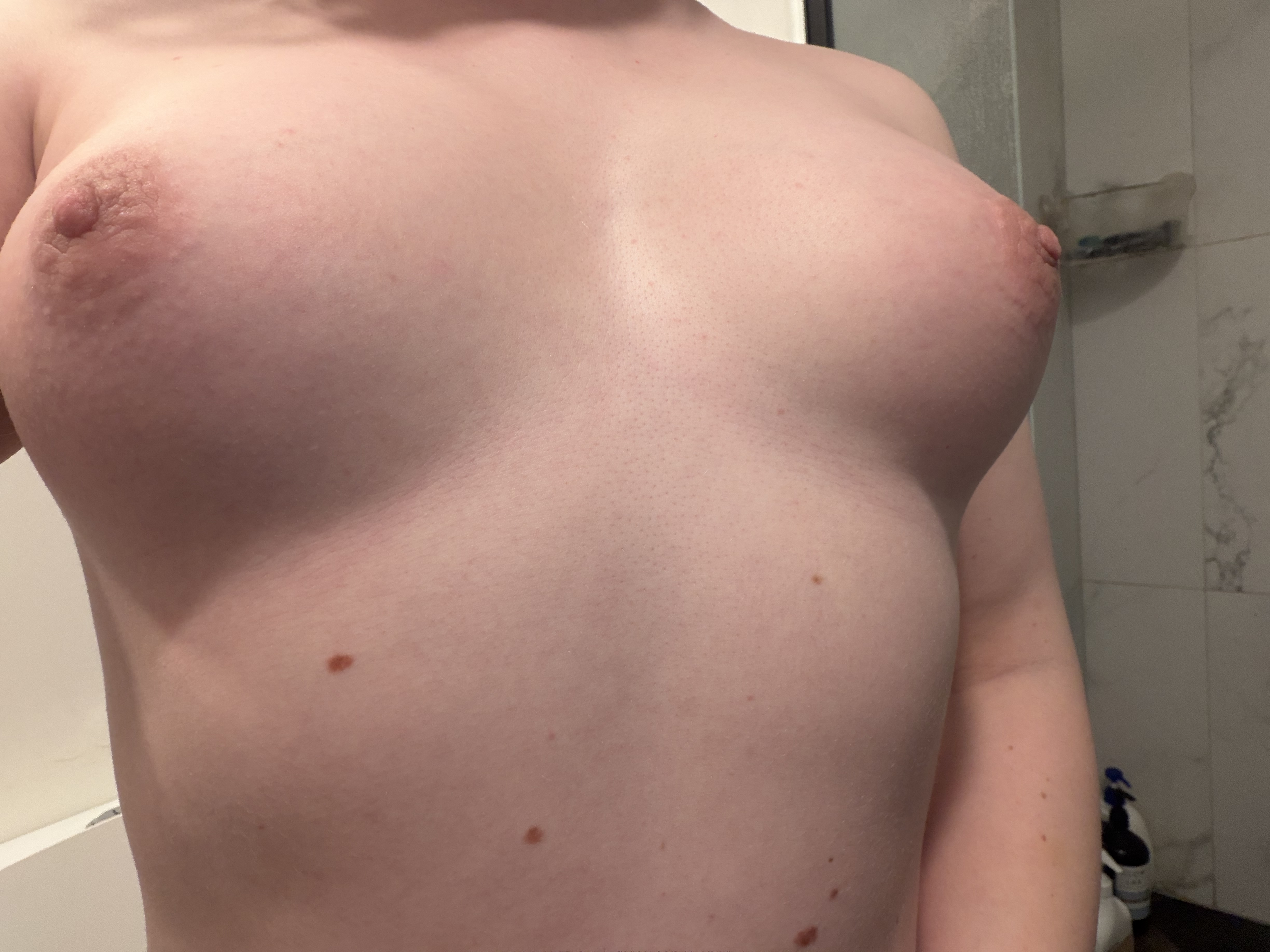 Shower boobs