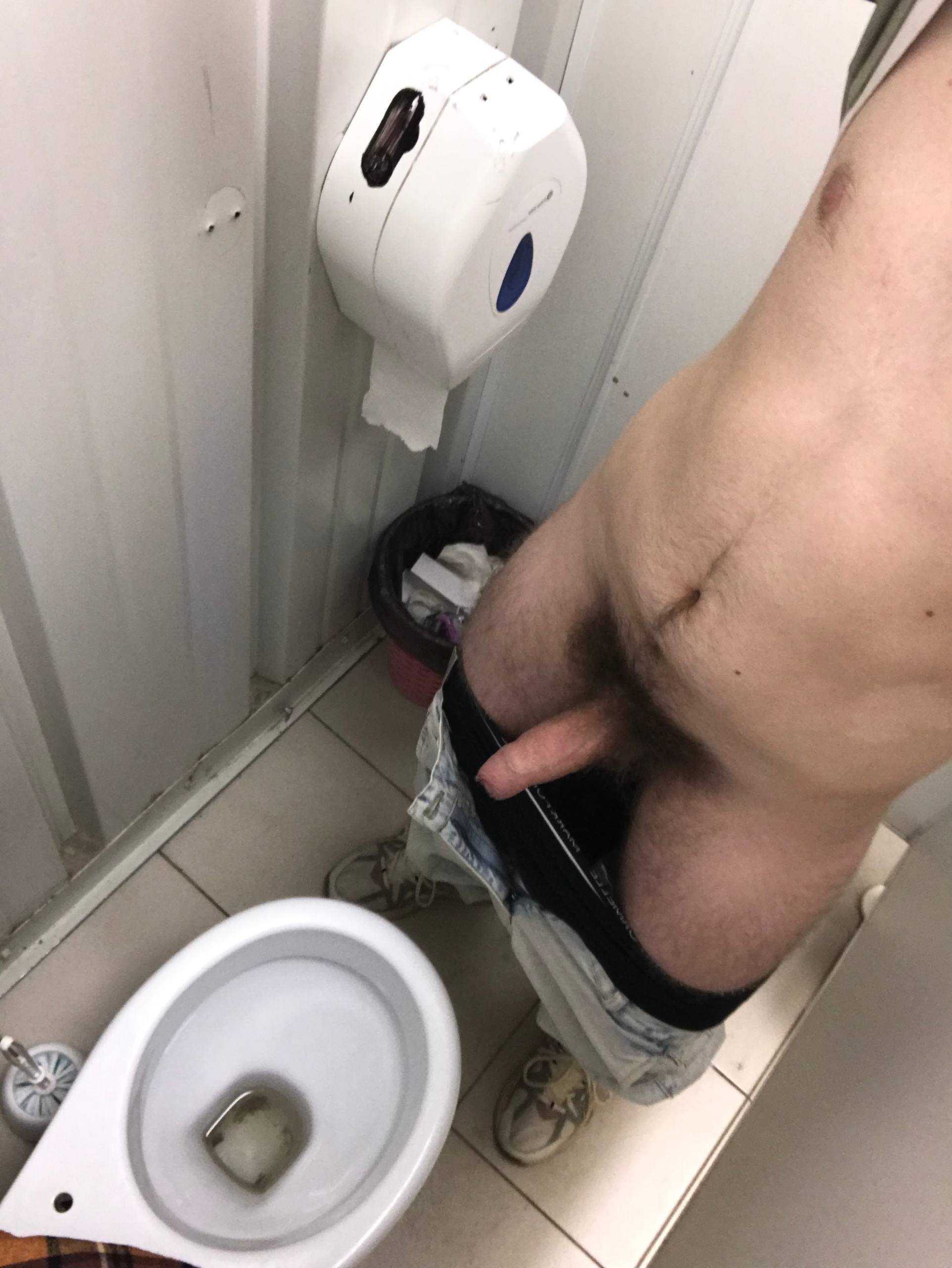 FAG IN PUBLIC BATHROOM