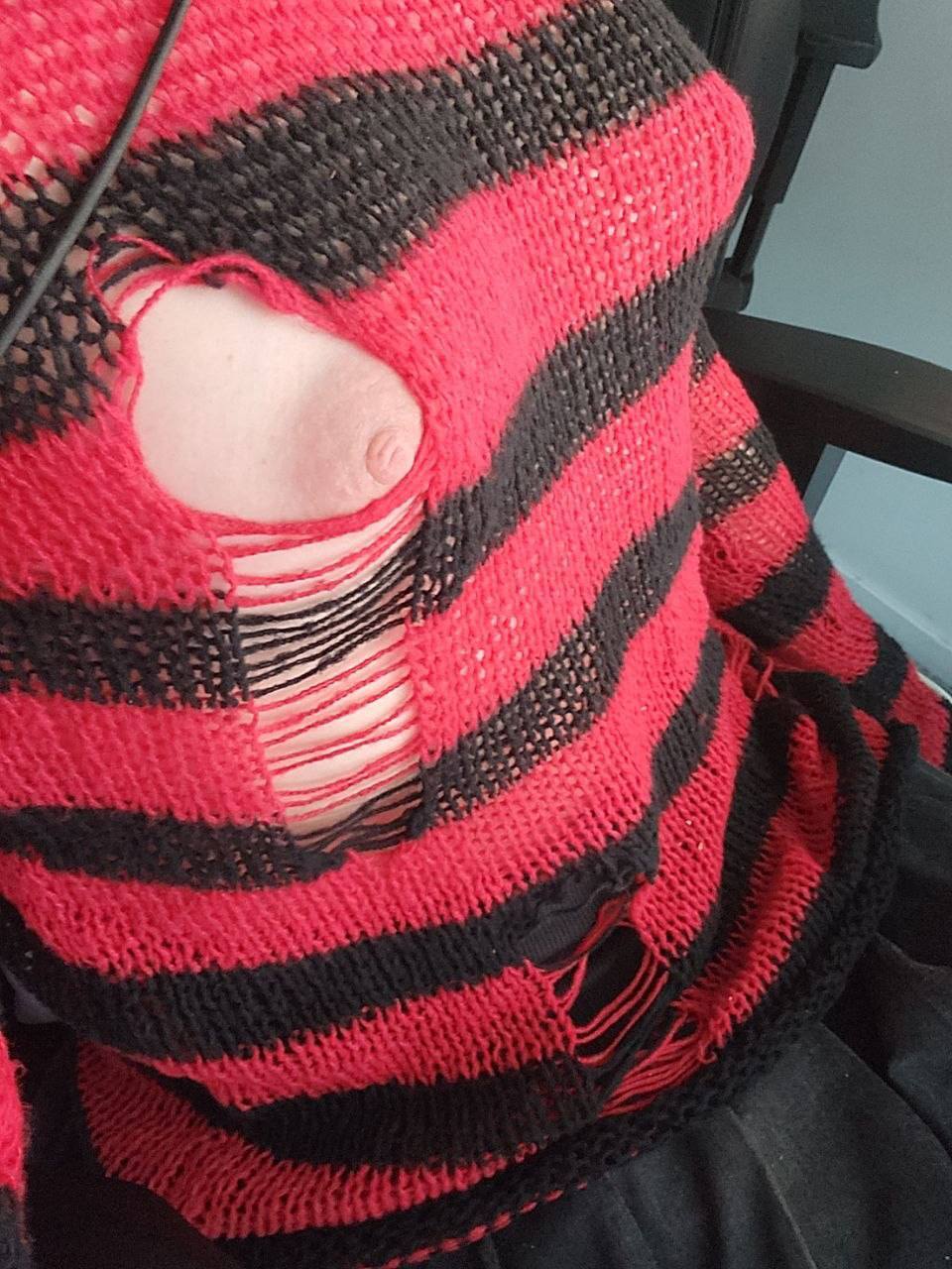 Nipple reveal