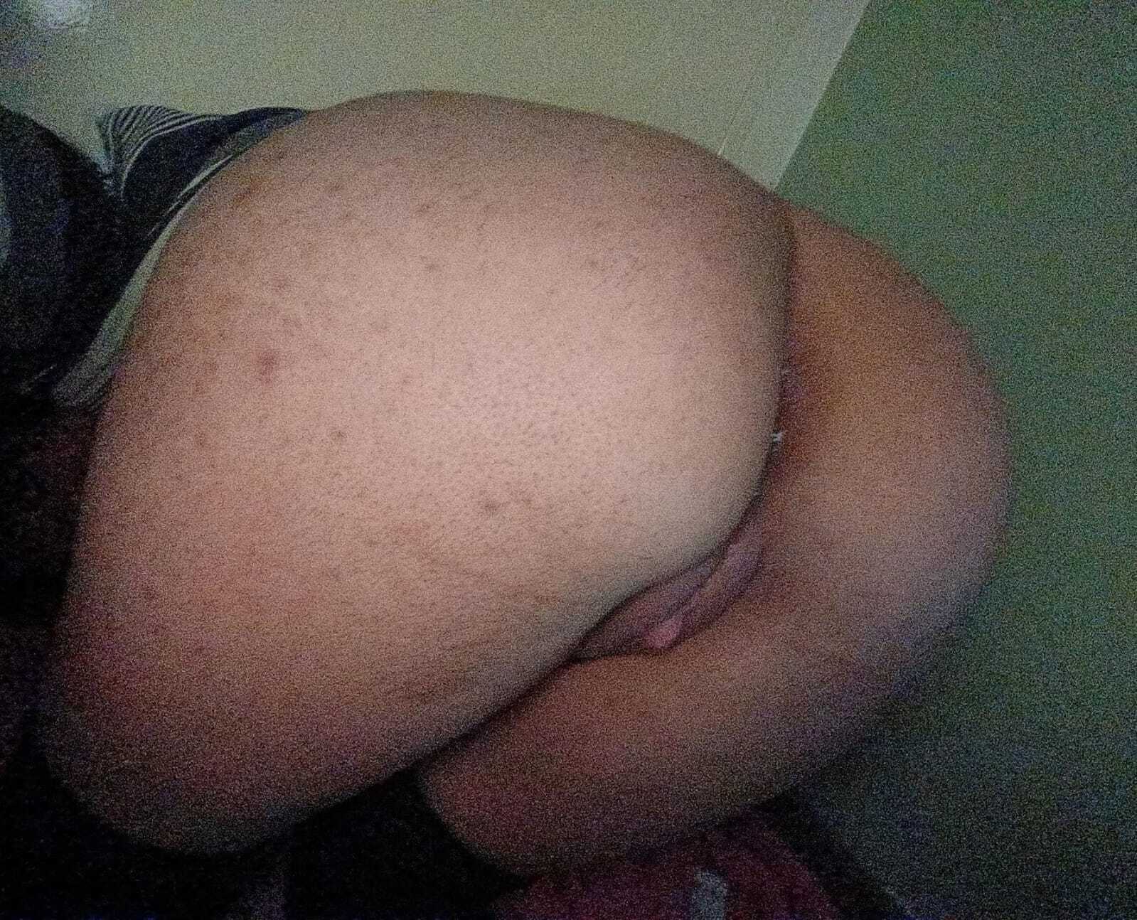 Fakeboy ass