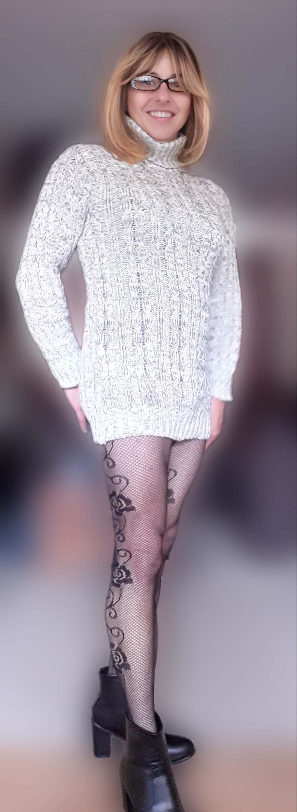 Extend & download this slut to a permanent gallery