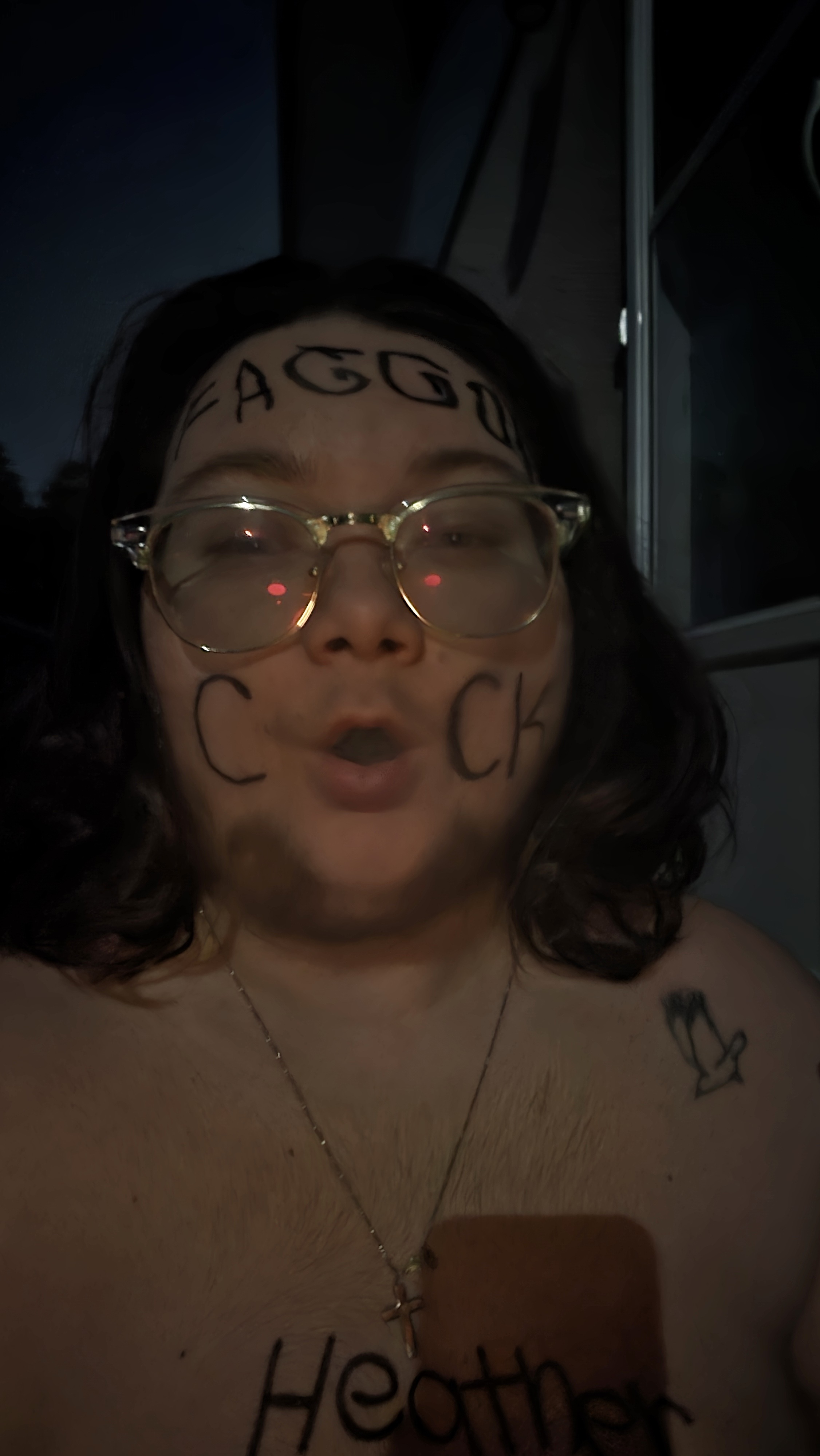 Give this ftm more humiliating bodywriting