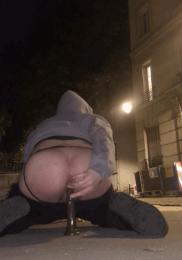 Anal slut outdoors